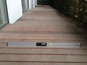 Detailaufnahme einer begutachteten Holzterrasse